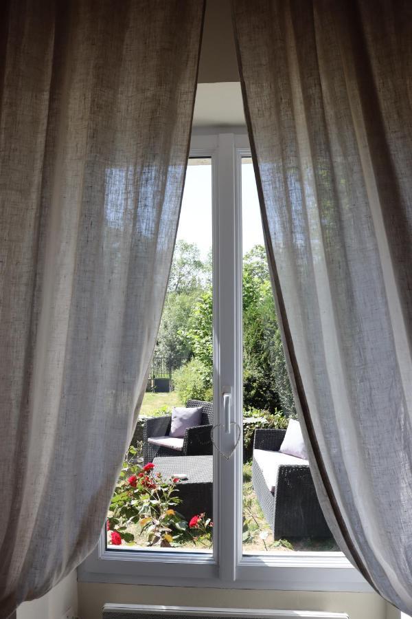 La Petite Boire - Chambres D'Hotes Pres D'Angers Murs-Erigne 外观 照片