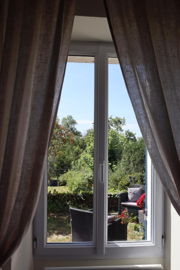 La Petite Boire - Chambres D'Hotes Pres D'Angers Murs-Erigne 外观 照片